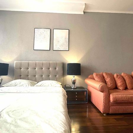 Apartamento Куліша 41, Помешкання В Центрі Біля Тц Форум Leópolis Exterior foto