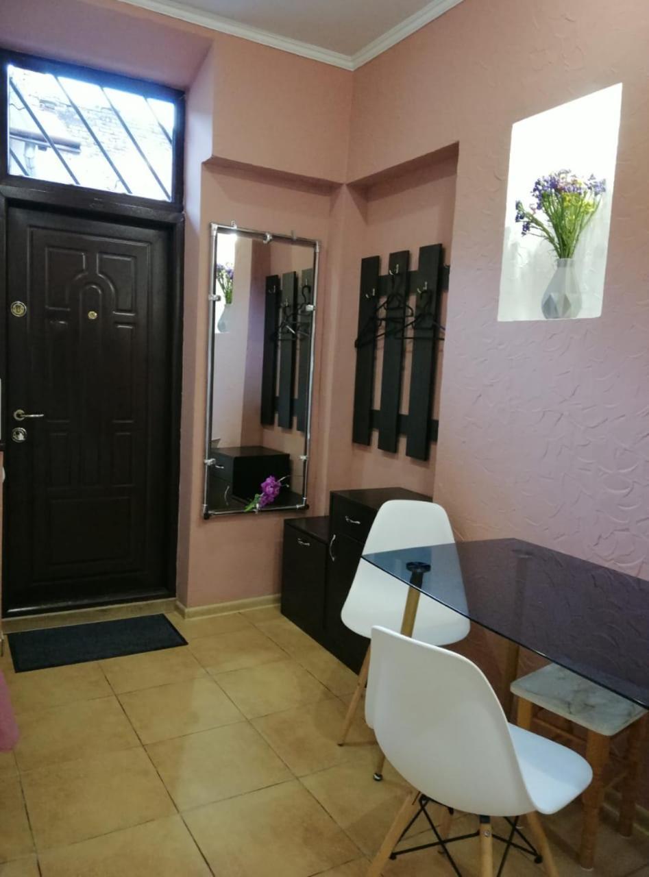 Apartamento Куліша 41, Помешкання В Центрі Біля Тц Форум Leópolis Exterior foto