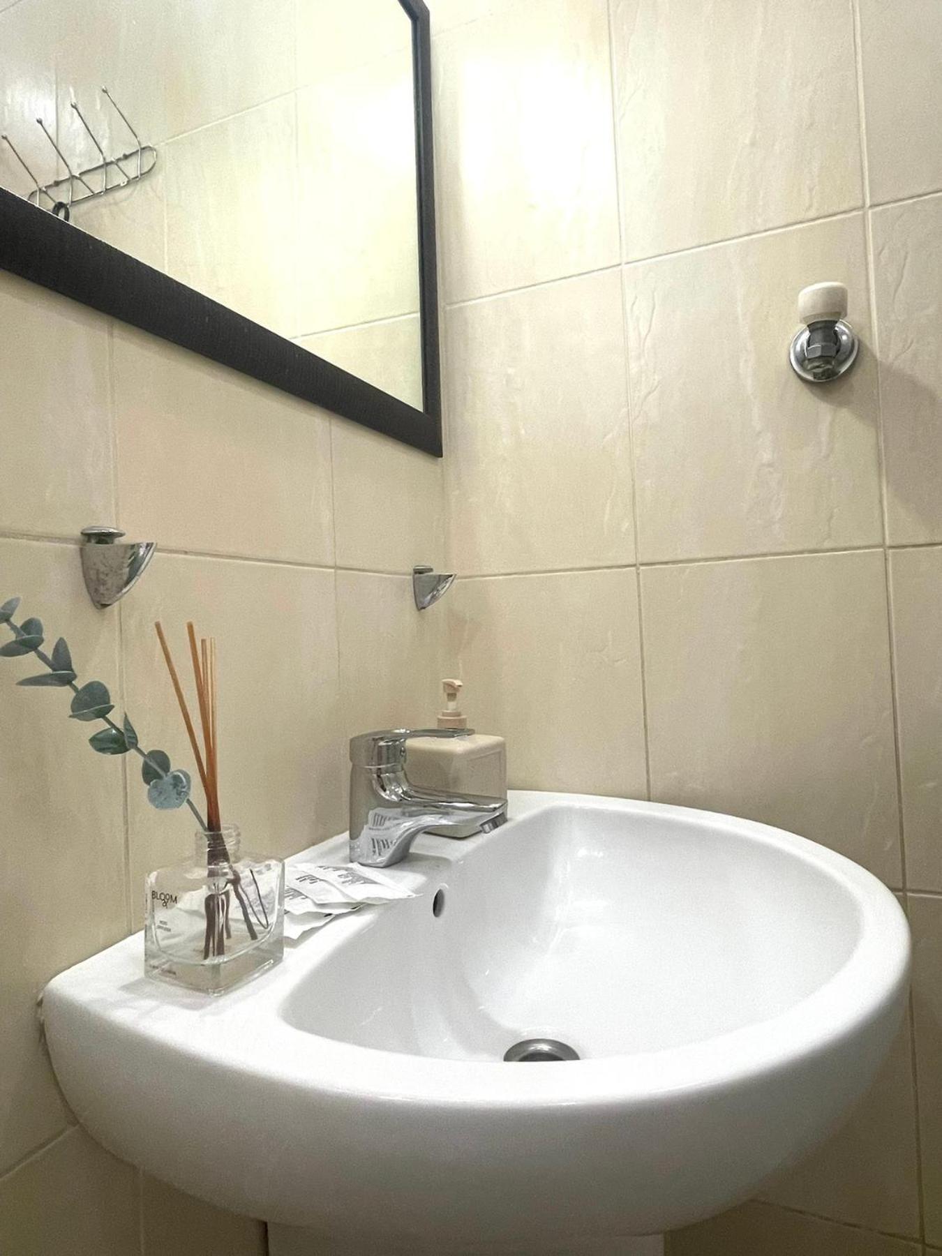 Apartamento Куліша 41, Помешкання В Центрі Біля Тц Форум Leópolis Exterior foto